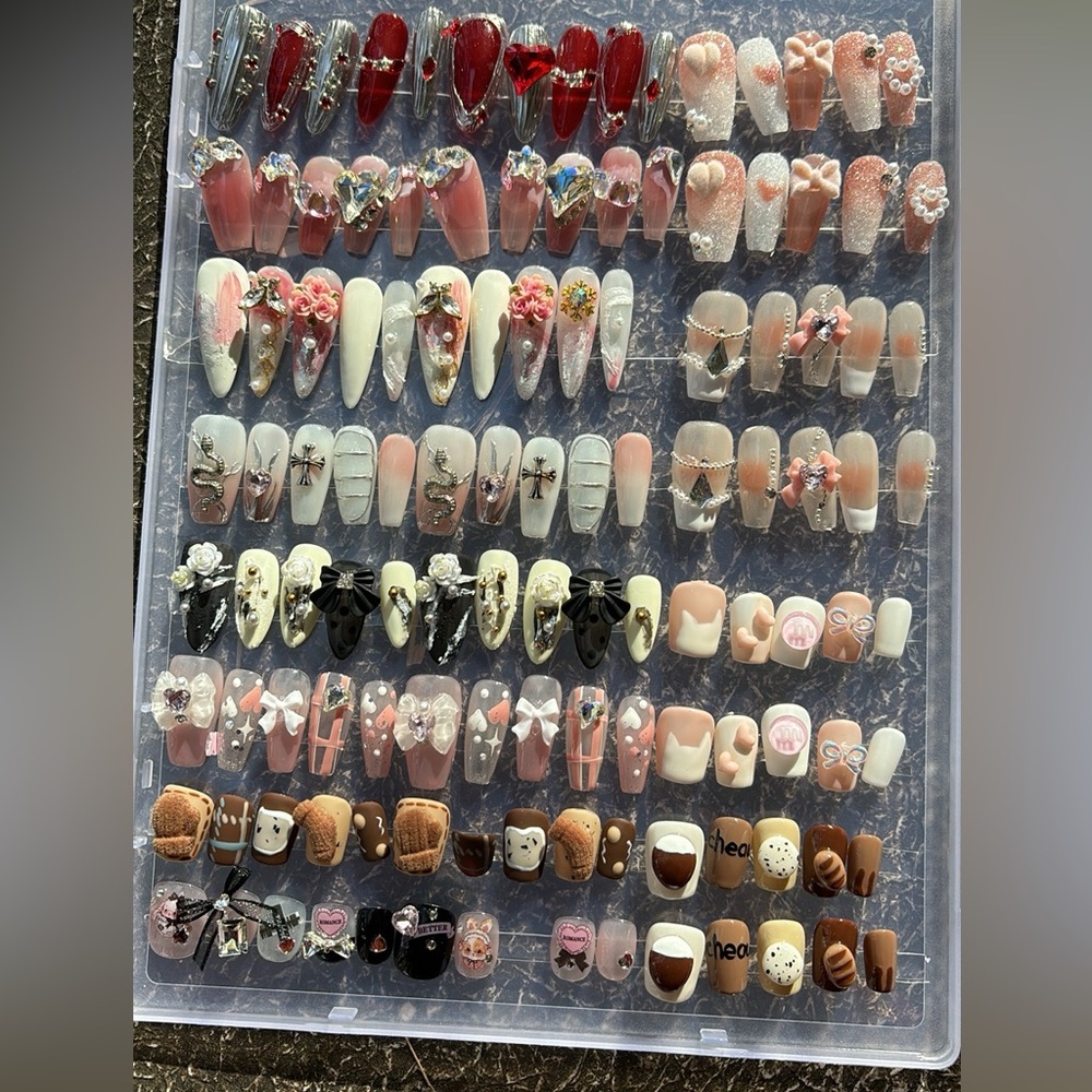 Handmade press on nails ❤️ All size M with nail kit